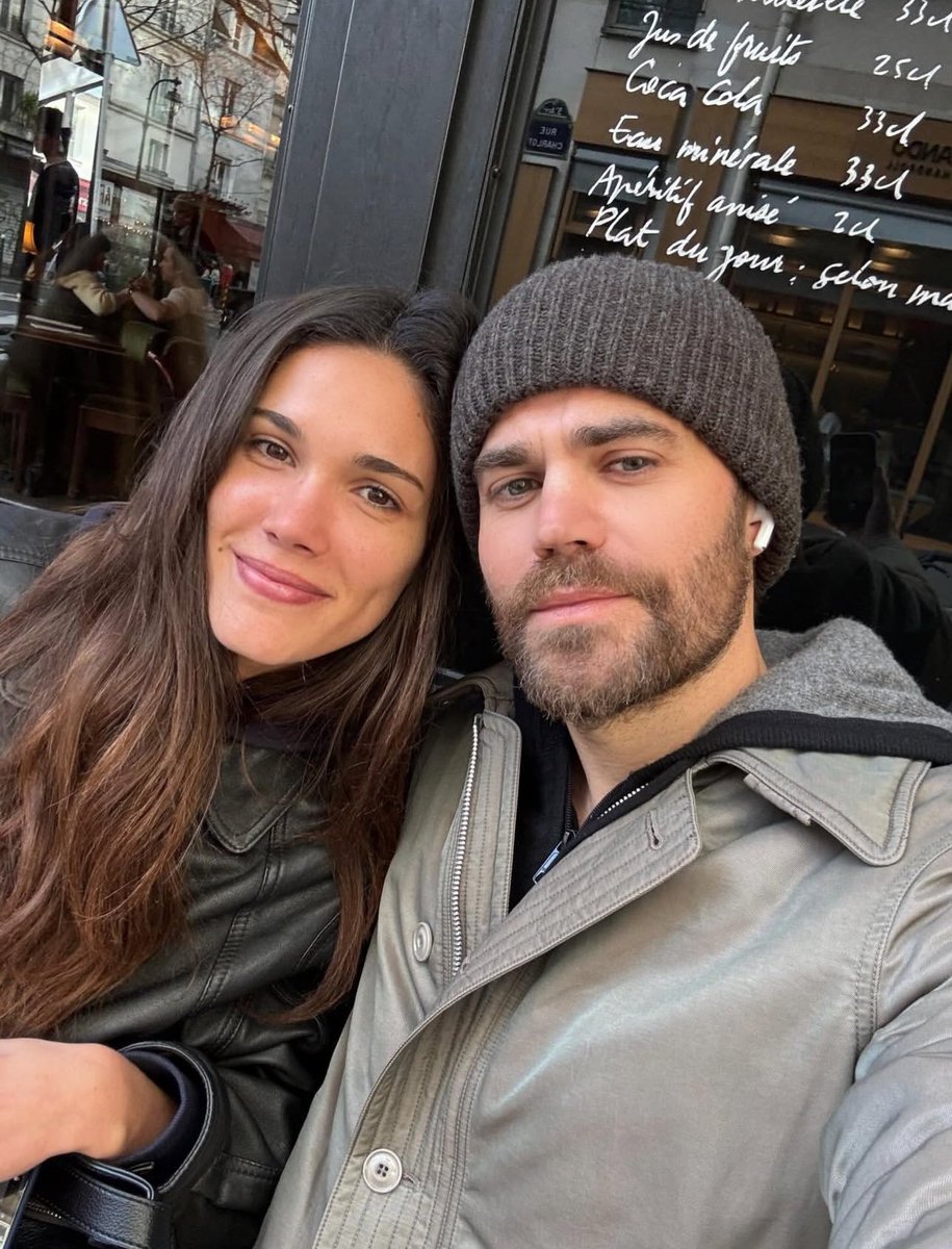 SalvatoreSchool's tweet photo. 🇫🇷 Paris 
(Via @paulwesley Instagram) 
#TVDForever #TVDFamily #TheOriginals #Legacies #SalvatoreSchool #PaulWesley https://t.co/UrweRJFHZM
