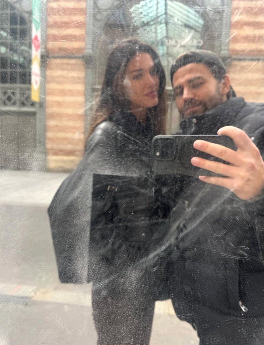 SalvatoreSchool's tweet photo. 🇫🇷 Paris 
(Via @paulwesley Instagram) 
#TVDForever #TVDFamily #TheOriginals #Legacies #SalvatoreSchool #PaulWesley https://t.co/UrweRJFHZM