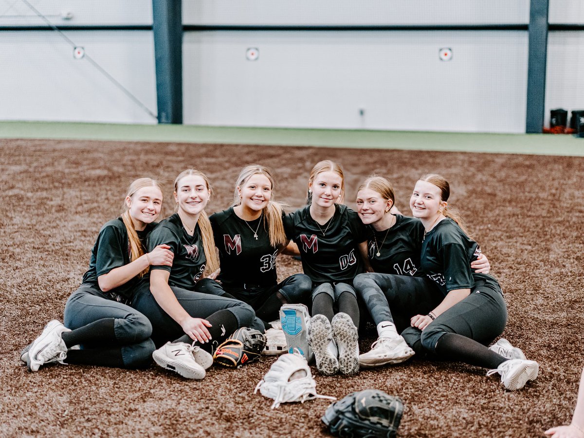 MASH Softball tweet media