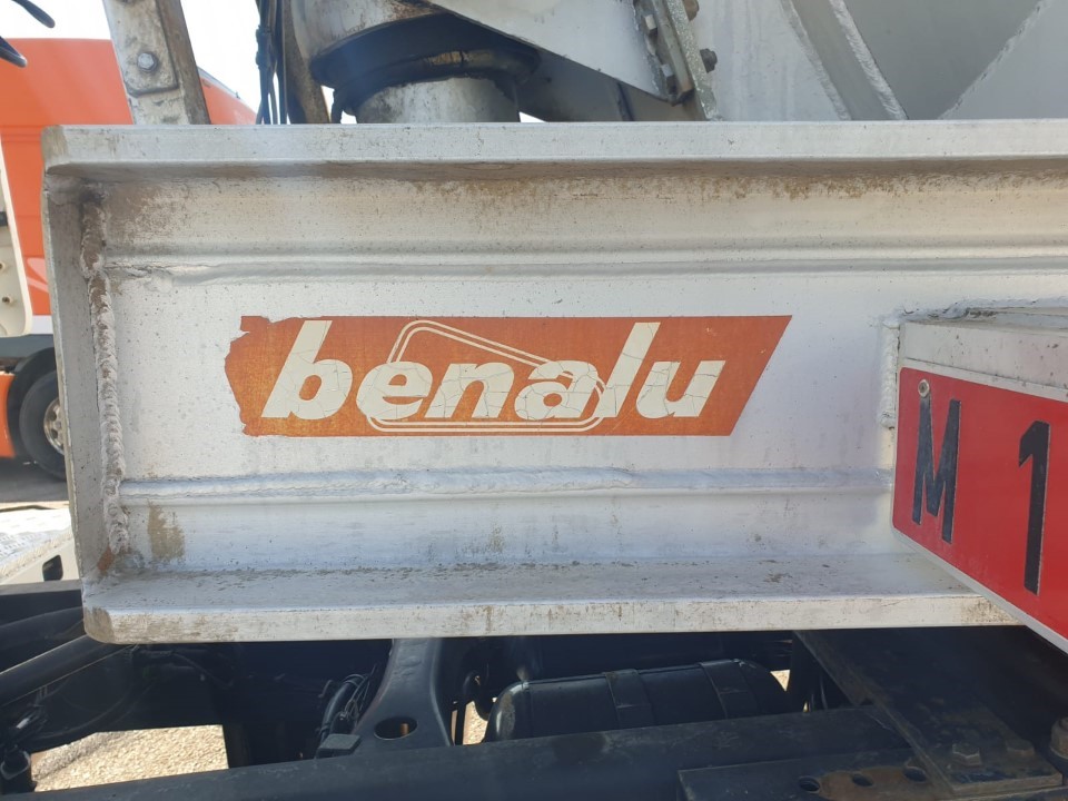 dyscasa's tweet photo. 🚛 Benalu cisterna basculante en venta

33 m³ | 3 ejes | suspensión de ballestas
Ideal para transporte de orujo de aceite
📅 11/08/1998
💰 10.000 € + IVA
📍 Talavera de la Reina
📞 925 80 62 85
🔗 https://t.co/UEDx18HVZM
#Benalu #Semirremolque #Orujo https://t.co/8m2XVO4zaR