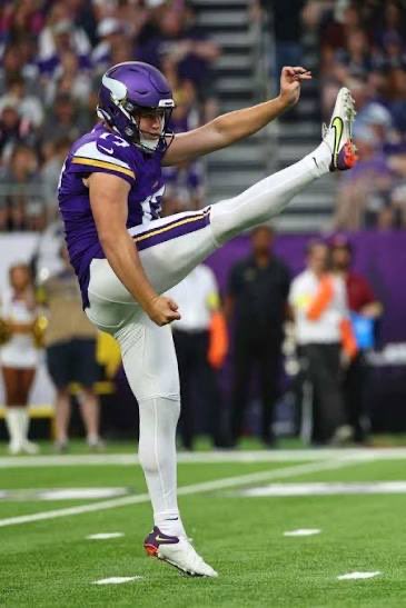 Chris Olave Stan tweet media