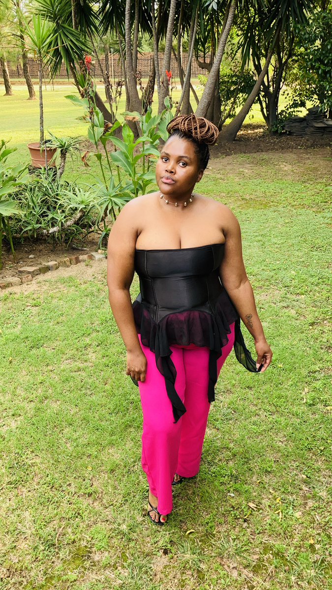 One thing about me I can’t pose to save my life 🤣🤣🤣