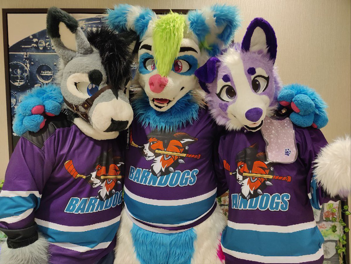 Fox and Hound tweet media