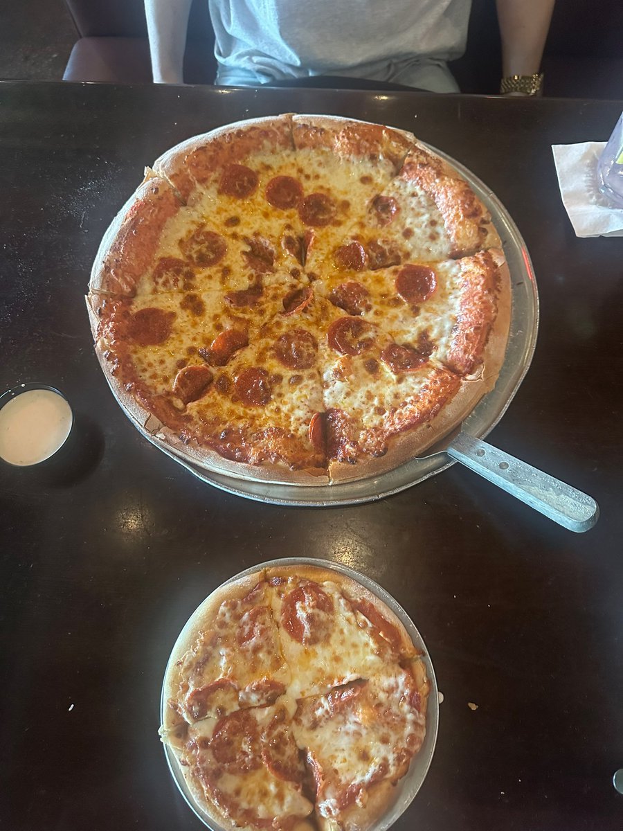 brittney ☔️ tweet media