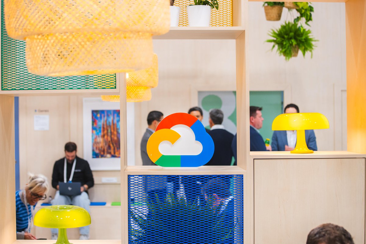 googlecloud's tweet image. That's a wrap on an electrifying week at #MWC2026! 🚀