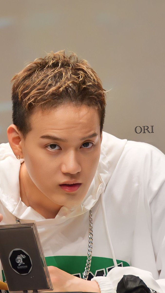 changchil's tweet photo. Happy Birthday🎂🎉

@PenielShin
#비투비 #BTOB
#신동근 #Peniel
#HAPPY_PENIEL_DAY https://t.co/PlpI2tfQiU