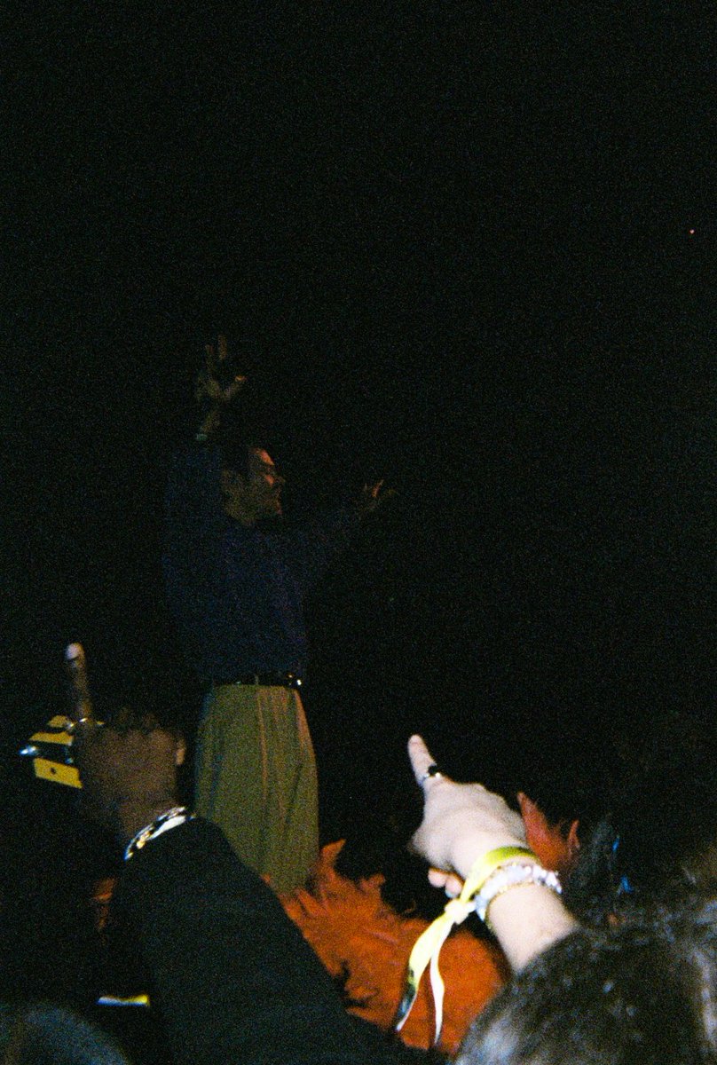 fleur☀️🍓 tweet media