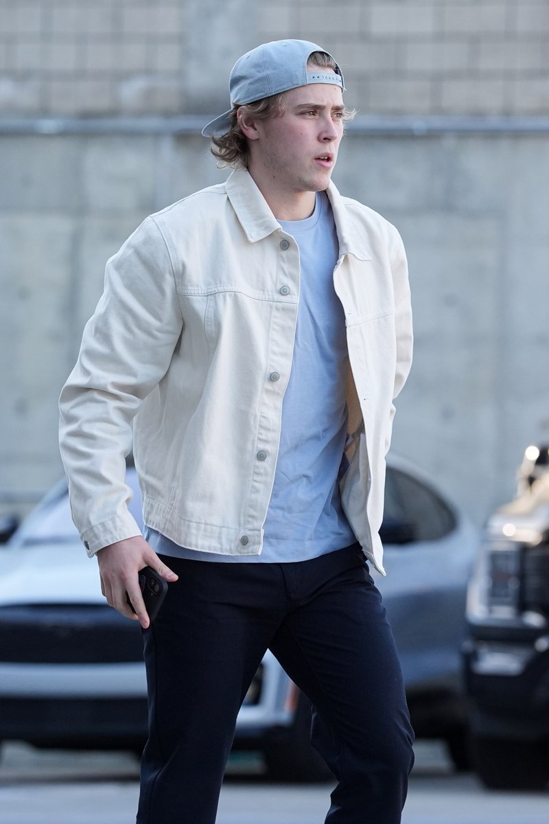 daily smith tweet media