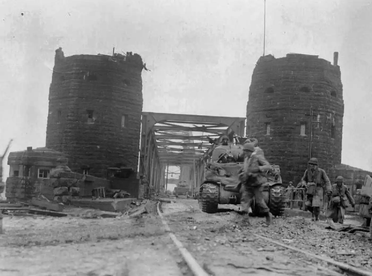 FirstArmy tweet media