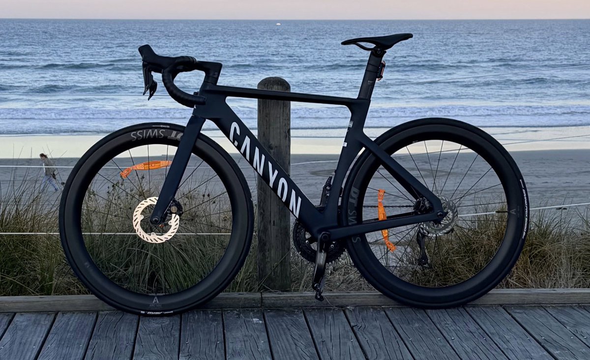 Le Monde est Gruel tweet media