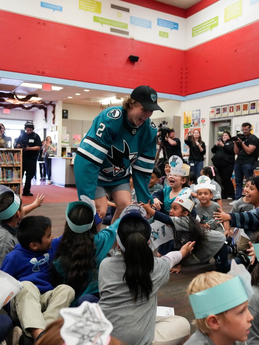 daily smith tweet media