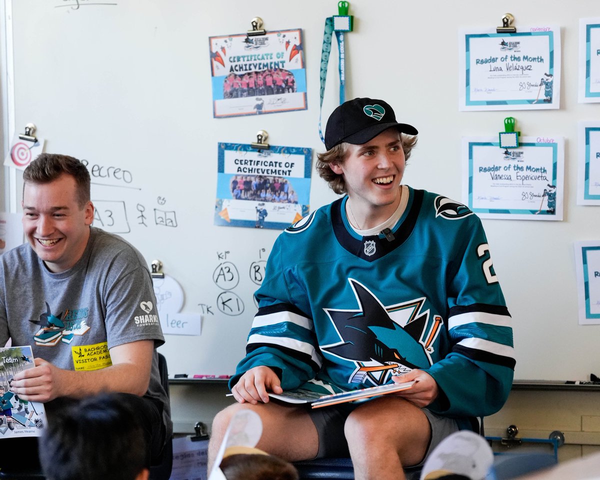 daily smith tweet media