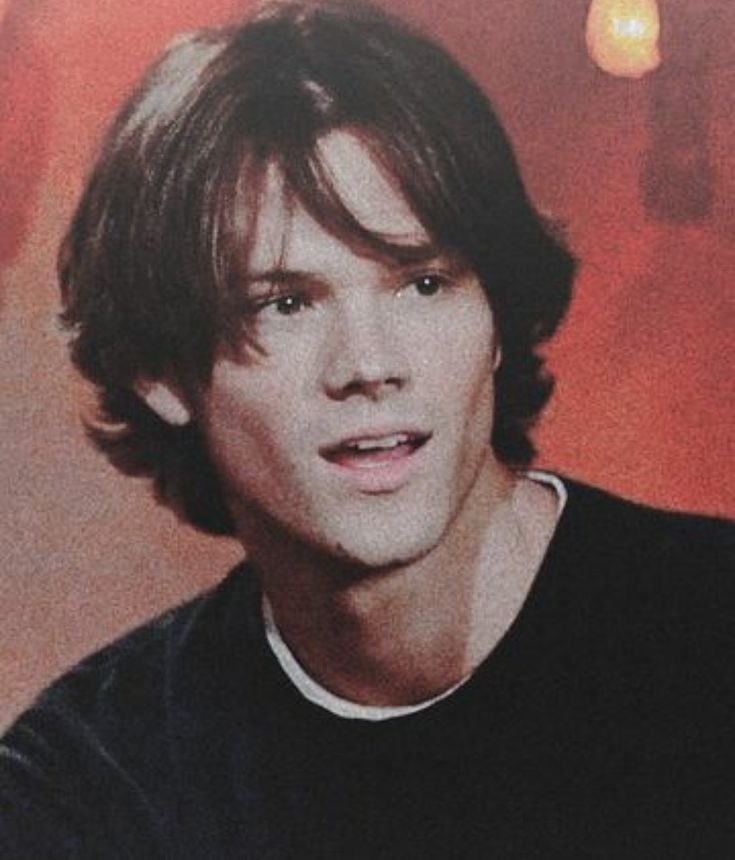 JAREDSPRlNT's tweet photo. His bone structure is incredible—like something you’d see in a Renaissance painting. https://t.co/cQCnYqRfqo