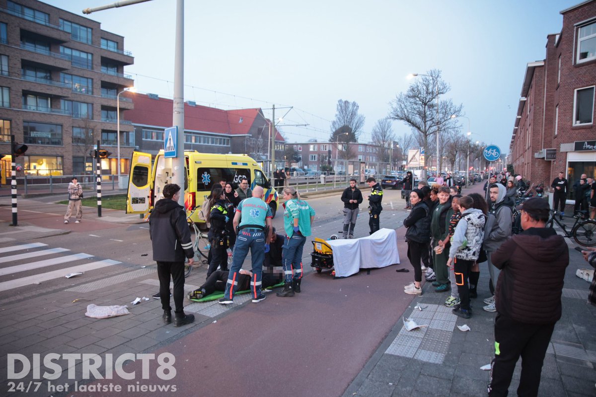 Aanrijding tussen scooter en auto in Den Haag