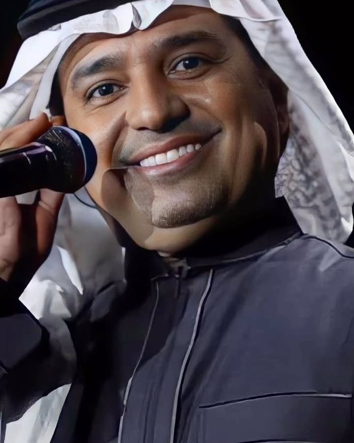 أنا اترجاك لاتنسى ليالي الحب وسنيني حبيبي الله يخليك ابي ترجع تريحني 🖤🎶

#راشد_الماجد 
#السندباد