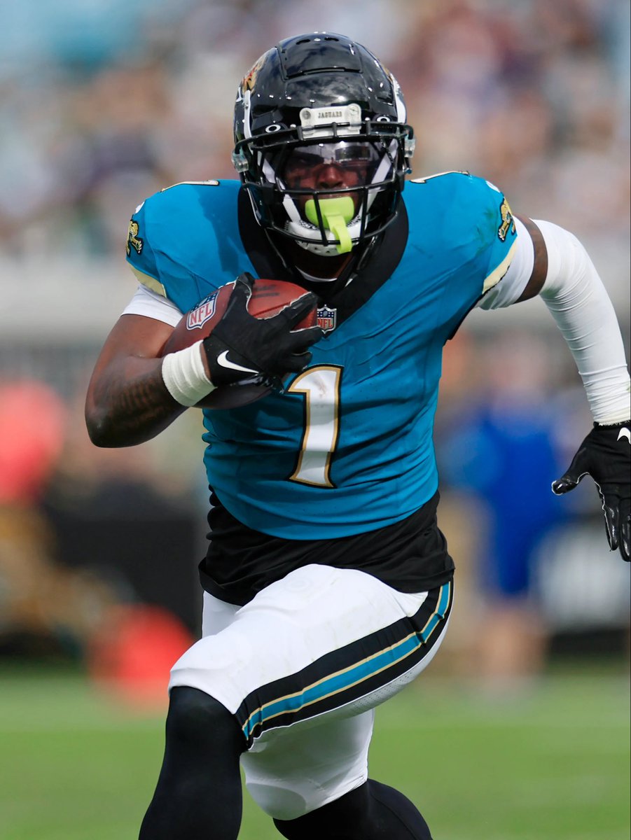 Chris Olave Stan tweet media