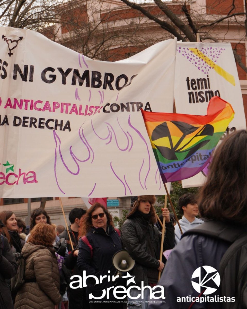 anticapi_'s tweet photo. 💥 Este 8 de marzo hemos vuelto a tomar las calles. El movimiento feminista levanta una defensa frente a la extrema derecha, el racismo y el militarismo.

Sigamos levantando un movimiento feminista anticapitalista e internacionalista.

📱 https://t.co/0BiHK7DMuG https://t.co/fbafgIOVrx