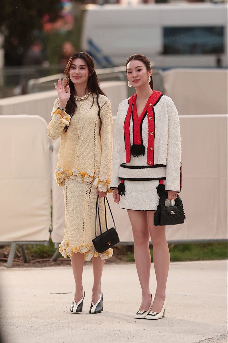 21metgala's tweet photo. Lorena Lalina Schuett and Miu Natsha Taechamongkalapiwat attend the Chanel Womenswear Fall/Winter 2026-2027 show. https://t.co/TezOdZrXFo