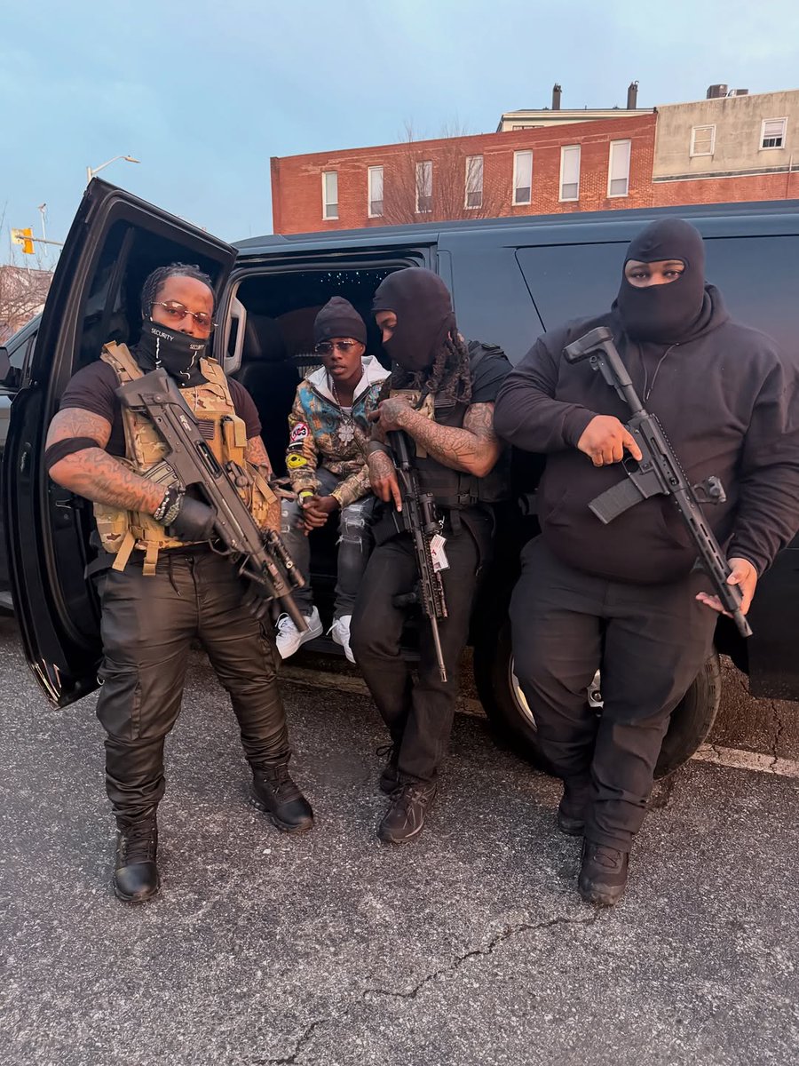 qcs9xr's tweet photo. Reggie posts pictures of him in his Hometown Baltimore on Instagram💯💸🔥

"I got water thicker than my own blood and that 💩 fw me" https://t.co/oW2Ee12Nu3