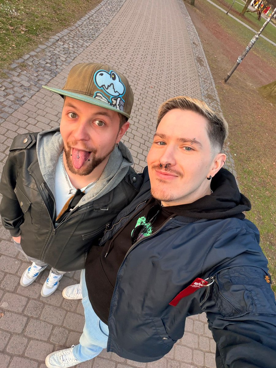 Endlich mal die Süßmaus <a href="/DasClues/">Das Clüs</a> getroffen 🥰