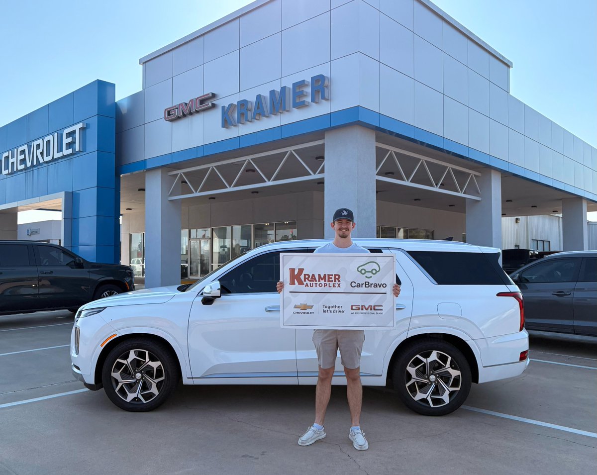 KramerChevyGmc's tweet image. Big changes and even bigger blessings! 👣✨ We are incredibly honored that Benjamin chose Kramer Autoplex. Congratulations on your new Hyundai Palisade! 🤗  Sold by Eric Crawford.
🖥️ Website Link: bit.ly/46tY3UN#Kramer #KramerAutoplex #LivingstonTX #NewCars #PreOwnedCars