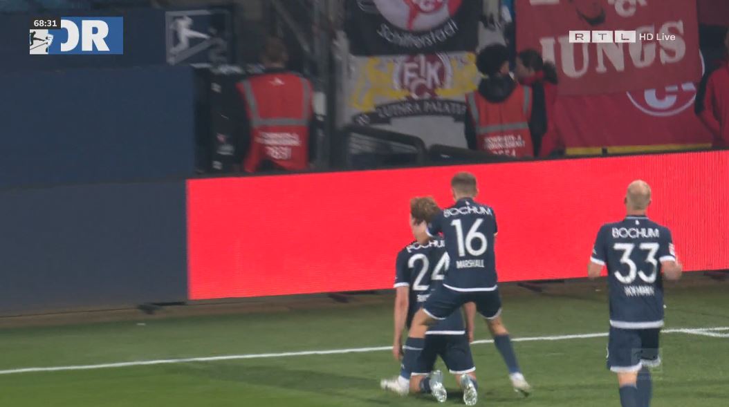 Kaiserslautern's slim chances of promotion took another significant blow as they were beaten 3-2 by Bochum. #BOCFCK