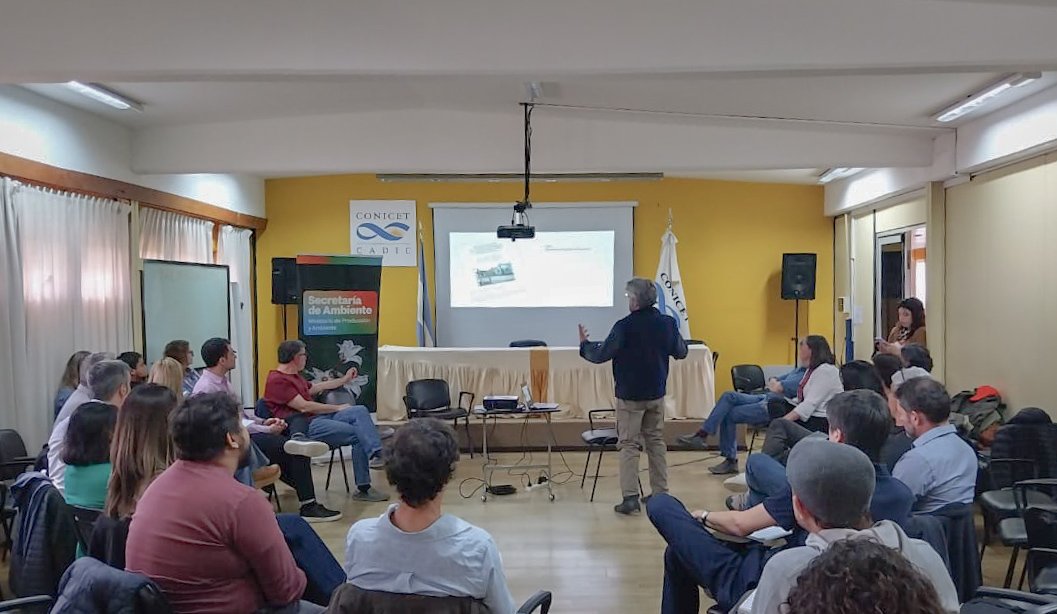 JMatiasLapadula's tweet photo. PERROS ASILVESTRADOS | Participamos del Comité de Seguimiento con CADIC, Sociedad Rural, INTA, Municipios y Gobierno provincial.

Productores y especialistas coincidieron en algo: la situación es grave y requiere respuestas.

El proyecto que presenté para declarar la Emergencia Productiva, Sanitaria y Ambiental, seguirá tratándose en comisión para avanzar en medidas frente a una problemática compleja y urgente.
