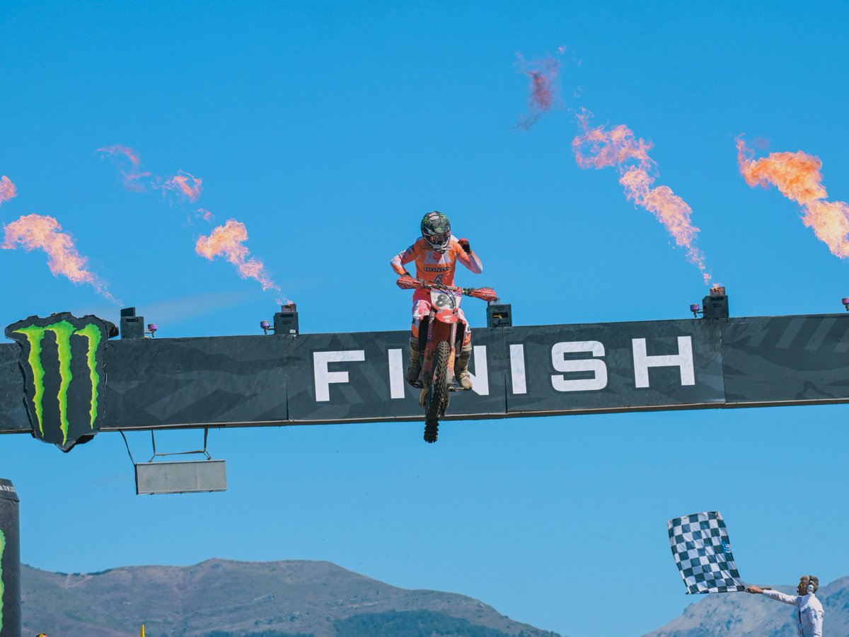 Pirelli MX tweet media