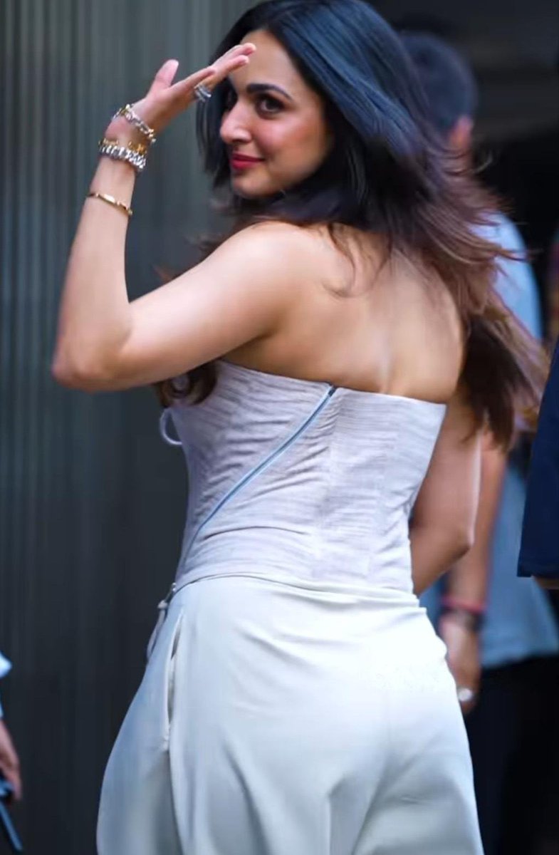 Actress World tweet media