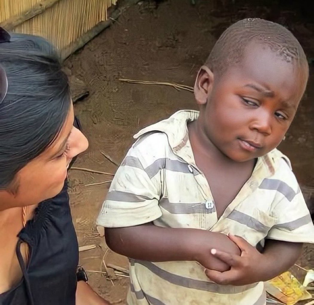 Good evening X family 

How has been ur day?🤩

If u no reply me ur phone go spoil🫵