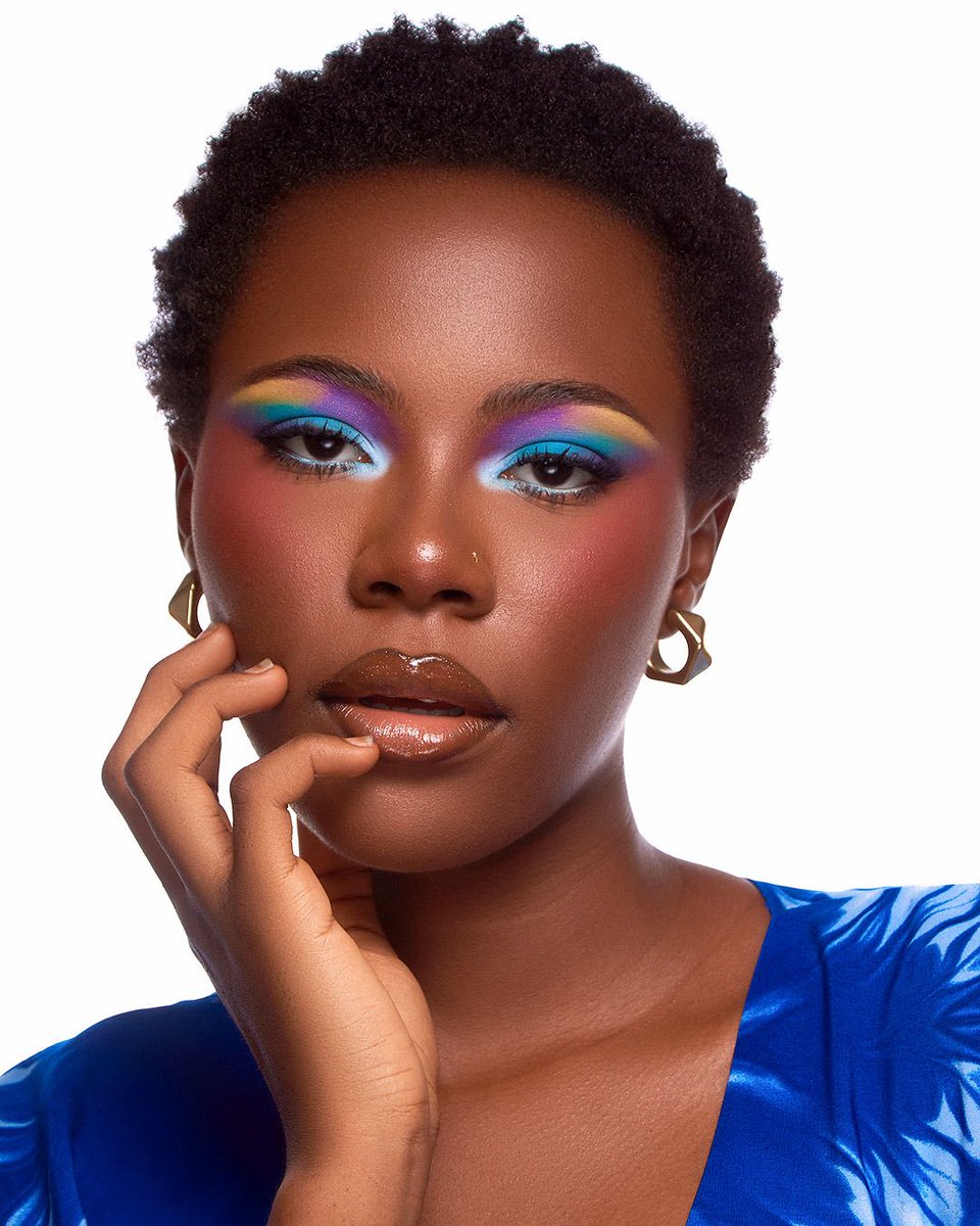 HelenAdewole___'s tweet photo. Photographer: @Grandview_ng 
Makeup: @makkiesempire on IG https://t.co/qGbpI6TM3X