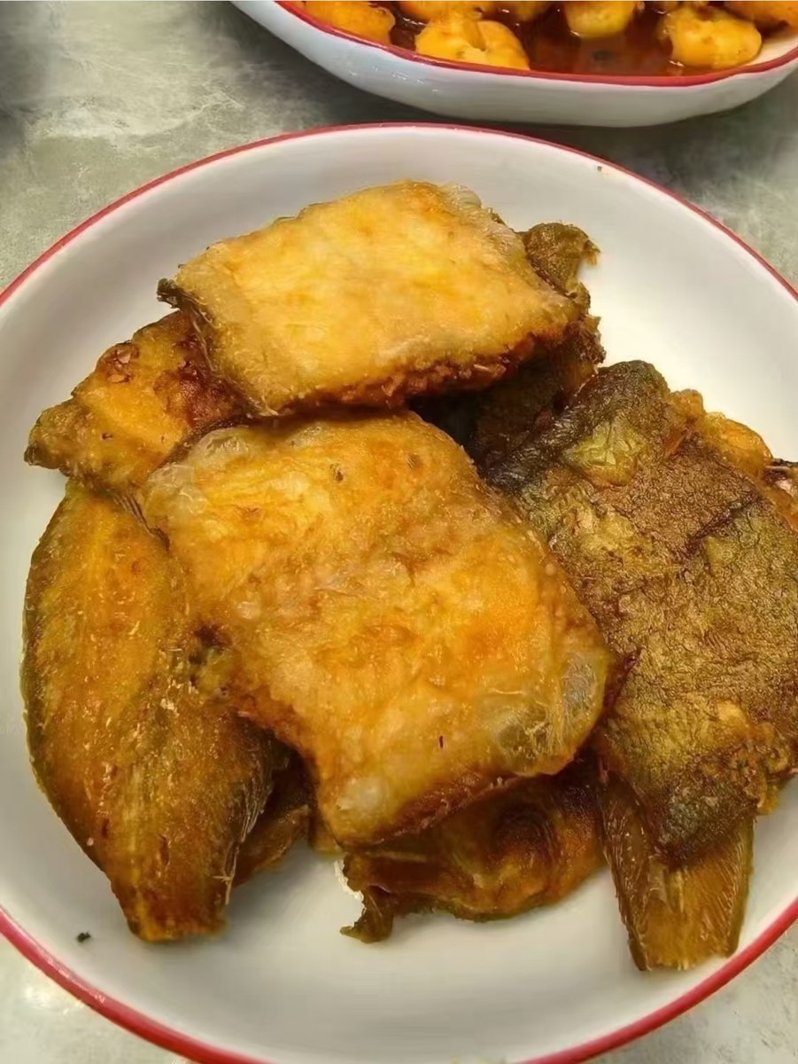 Mehakrajput1920's tweet photo. 今日快手午餐：糙米饭+香煎龙��鱼+清炒西兰花，低卡饱腹还鲜掉眉毛！15分钟搞定打工人的元气补给 https://t.co/IHPYctfQzb