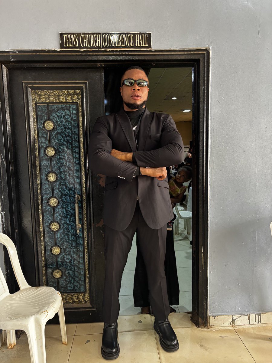 hypemanrocky's tweet photo. we give it our best when it comes to this shit … https://t.co/LcxcOjGGWN