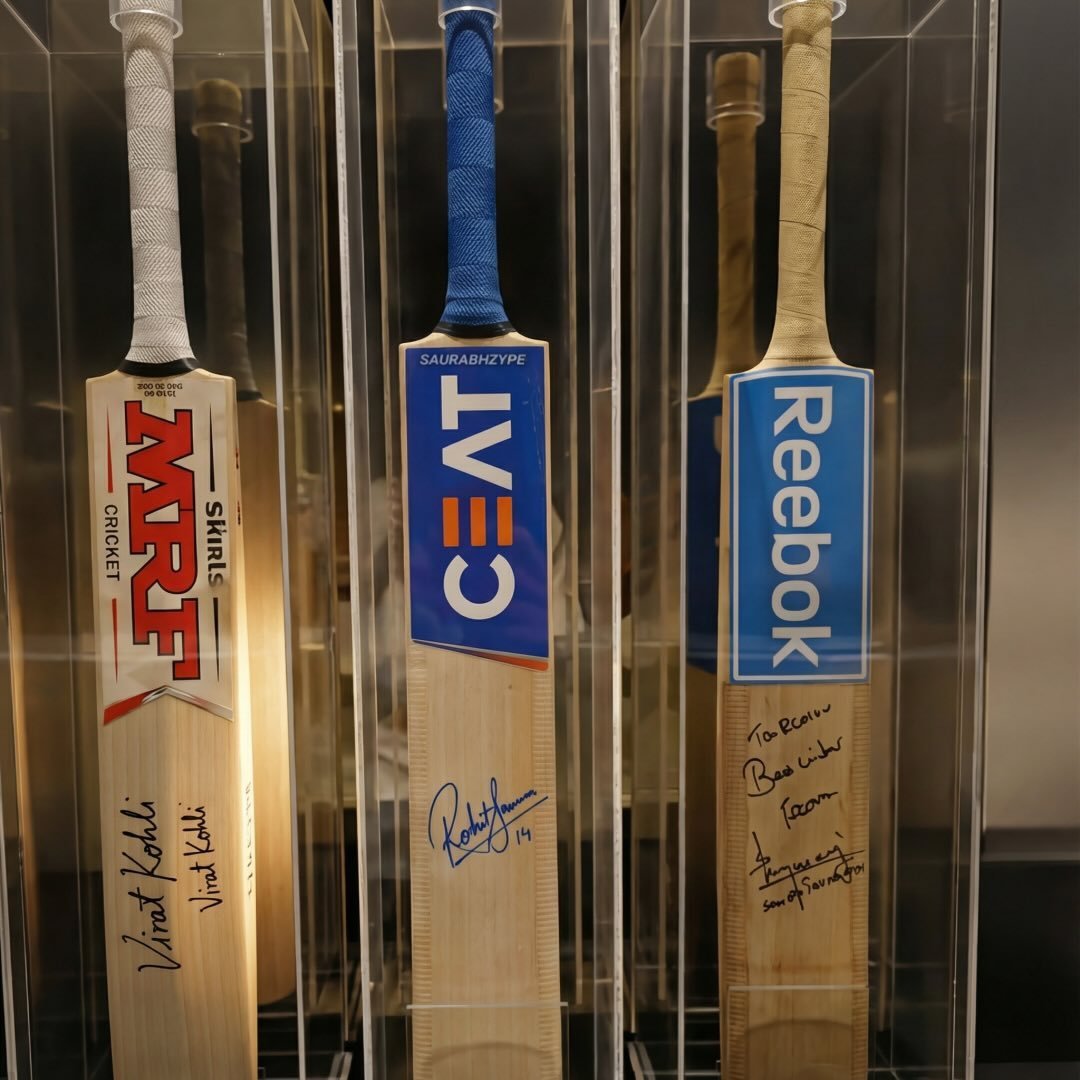 SelflessCricket's tweet photo. Entire Indian Cricket in one Frame. https://t.co/jRt8zXE2WC