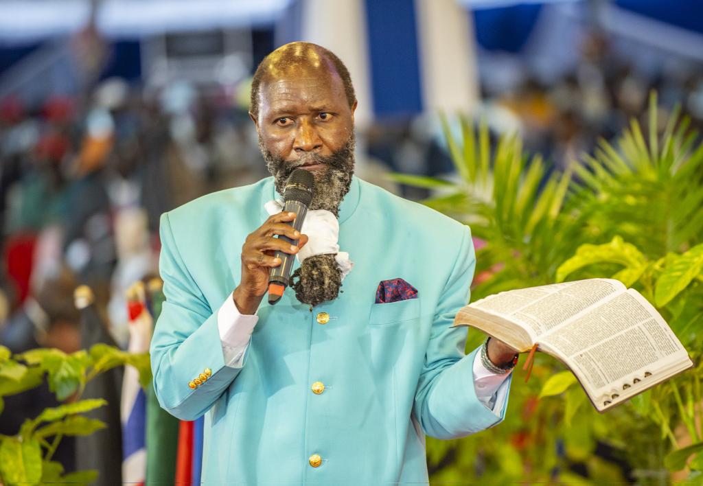 adenya_leah's tweet photo. #SpecialMondayWord

MANKIND WITHOUT A SAVIOUR IS FINISHED. THAT'S WHY THE MESSIAH ACCEPTED

ISAIAH 53, HE CAME AND TOOK UP MAN'S PAIN, SIN AND DEATH. THE SUFFERING OF THE CHRIST IN ORDER TO REDEEM SINFUL MAN

THAT'S WHY HE IS WORTHY https://t.co/YizL0Uel10
