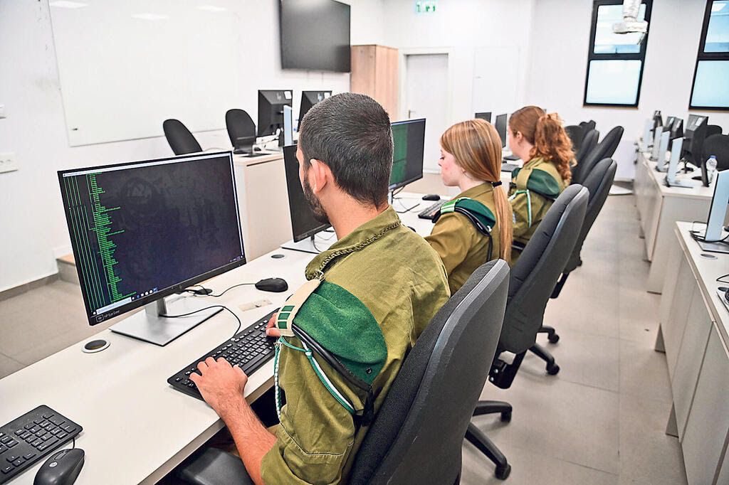 m🇱🇧 tweet media