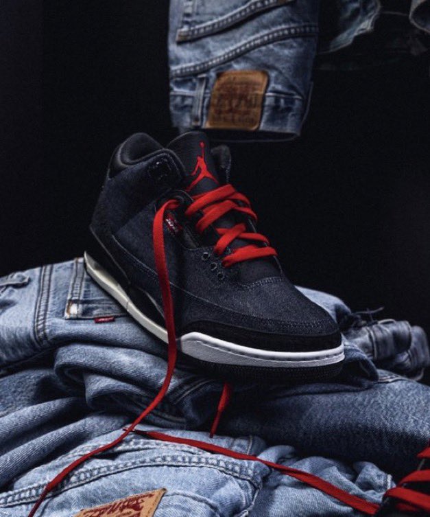 snkr_twitr's tweet photo. AD: RESTOCK
Levi’s x Jordan 3 Retro SP 'Indigo and Gym Red'

Shop -> https://t.co/id7YWMKkZg https://t.co/3sItIMrMe0