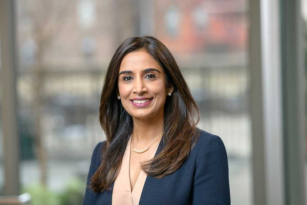 TargetedOnc's tweet photo. At #MBCC26, Komal Jhaveri, MD, FACP @jhaveri_komal (@MSKCancerCenter @WeillCornell) compared T-DXd, sacituzumab, and dato-DXd in HR+ metastatic #BreastCancerโincluding key trial results, adverse effects, and sequencing insights. https://t.co/bATFHDsNkZ https://t.co/DyjYEx3iD8