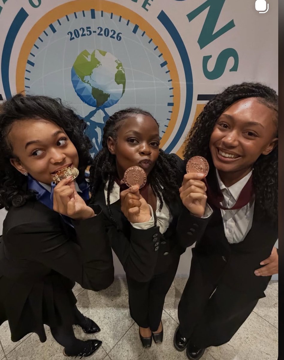 Woodland High School tweet media