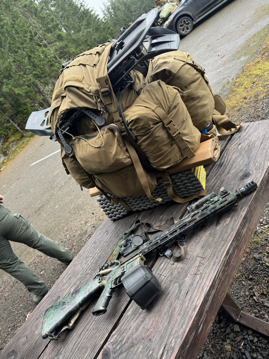 PNWGUERRILLA tweet media