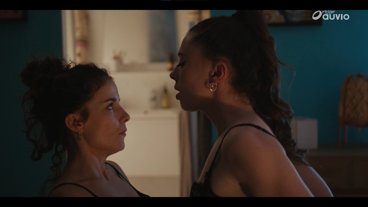 RoxaraStats tweet media