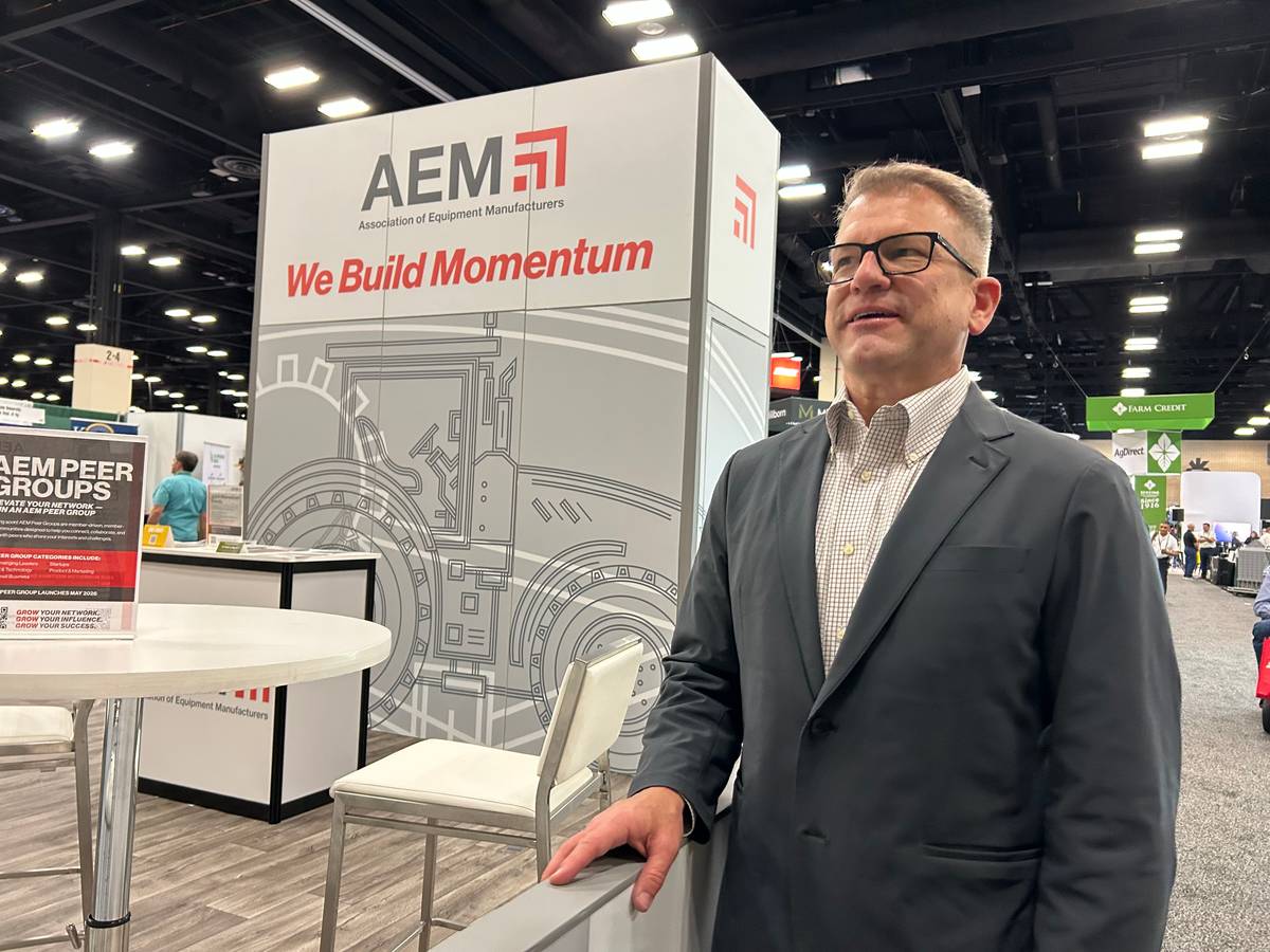 realagriculture's tweet image. Farm equipment sales faced challenges in 2025, but 2026 may bring stability. AEM's Curt Blades discusses key factors like tariffs and interest rates in this report from @ComClassic
ow.ly/1zLE50YrswT  

#cdnag #equipment