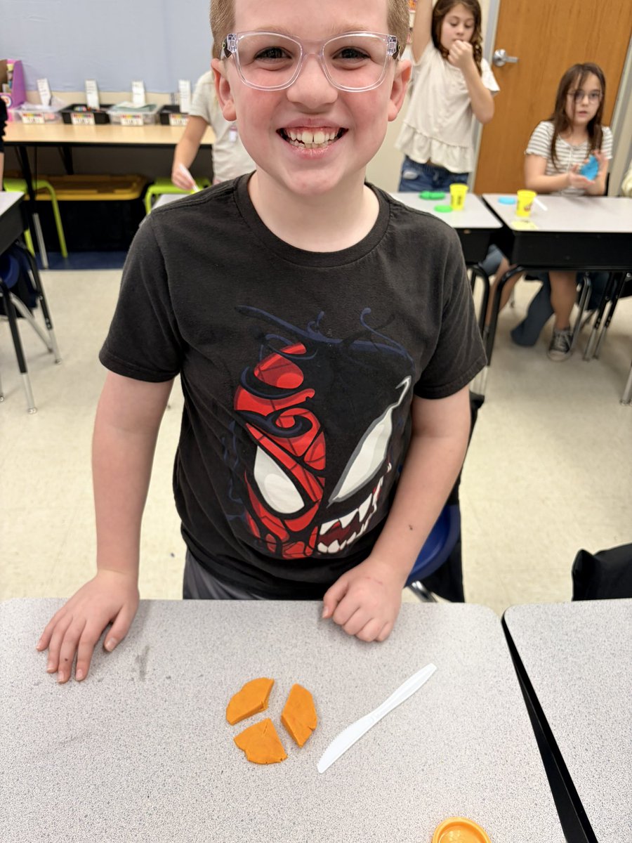 Lauren Larson tweet media