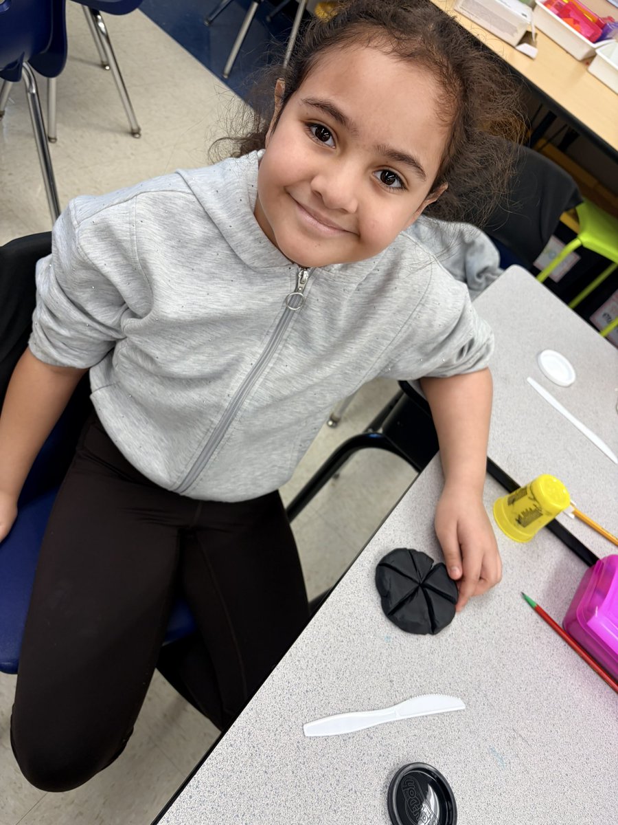 Lauren Larson tweet media