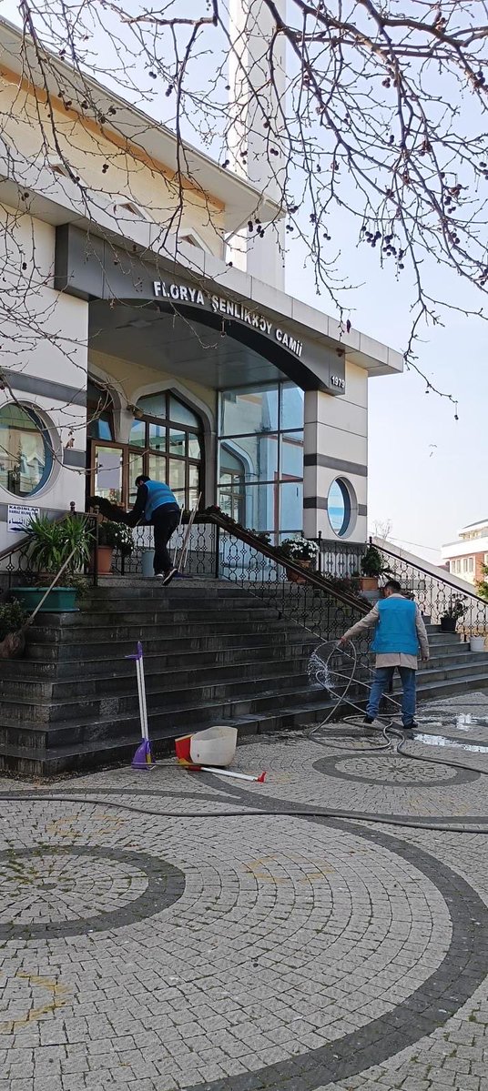 RAMAZAN’DA CAMİLERİMİZE DENETİMLİ SERBESTLİK ELİ DEĞİYOR,TEMİZLİK,BAKIM ONARIM VE MANEVİ REHBERLİK BİR ARADA

Din görevlileri tarafından yükümlülerimize manevi rehberlik ve değerler eğitimi verilerek toplumsal sorumluluk bilincinin güçlendirilmesi hedeflenmektedir
#denetimliserb