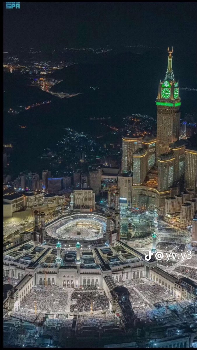 alush__00's tweet photo. في مثل هاذه اليوم من رمضان العام الماضي مابين دعوات المعتمرين ومساعدتهم احساسً لايوصف وانقاذ ارواح  قاصدي بيت الله الحرام شعور عظيم ماتقدمه المملكة العربية السعودية في خدمة ضيوف الرحمن لايمكن احد يقدمة في العالم  الحمدلله الذي اكرمني  خدمة ضيوف الرحمن وتقديم الرعاية الطبية لهم https://t.co/vEyP1qRCgR