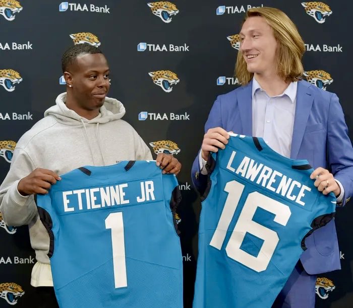 Clemson Bias tweet media