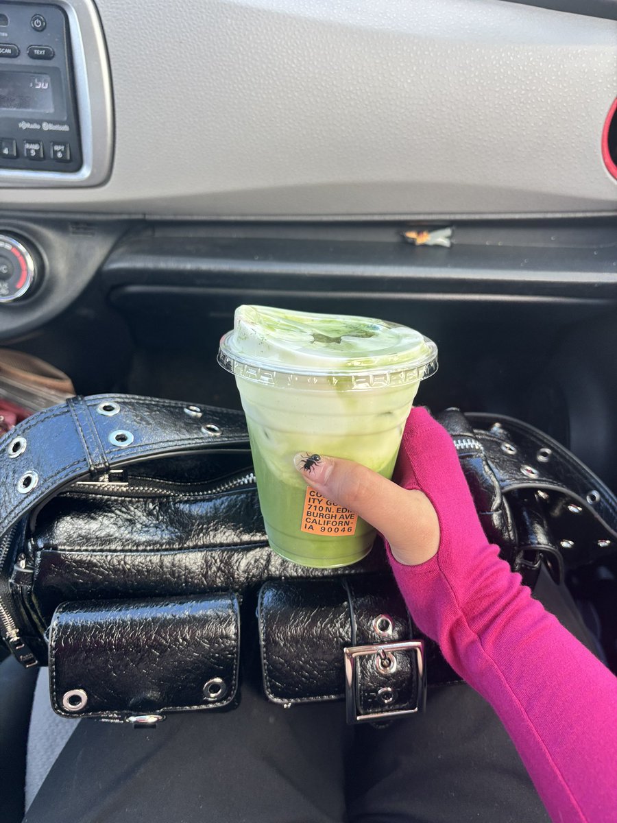 ⋆˚࿔ ale 𝜗𝜚˚⋆ tweet media