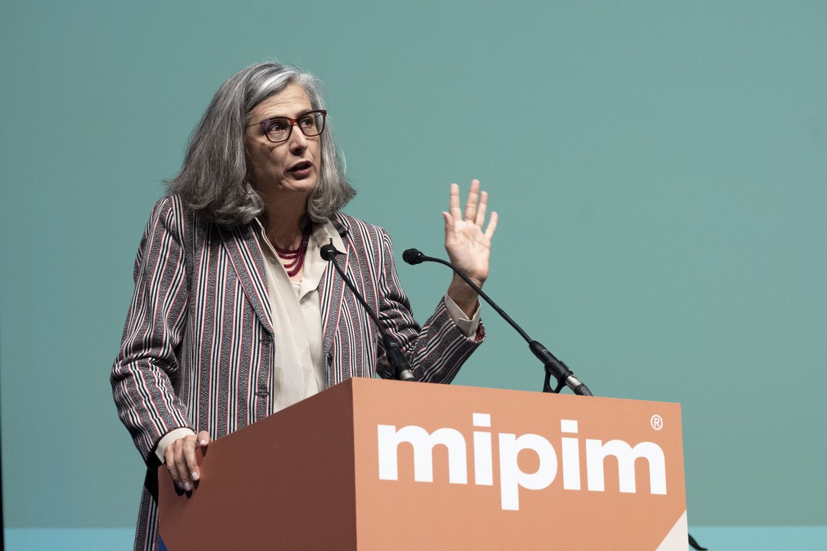 Anacláudia Rossbach tweet media