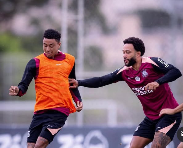 Fala a verdade, nenhum corintiano no mundo imaginou que uma cena dessas aconteceria…

📸reprodução/Corinthians